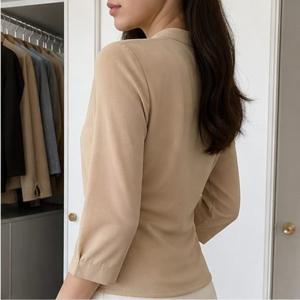 Sand Pleated Blouse - Picture 3 of 6